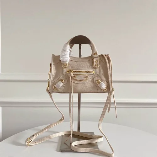 Balenciaga Le Cagole Medium Shoulder Bag Original Studded Leather