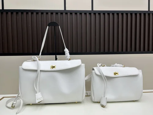 11 Balenciaga Releo Small Shoulder Bag Women Designer Luxury