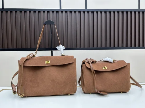 11 Balenciaga Releo Small Shoulder Bag Women Designer Luxury