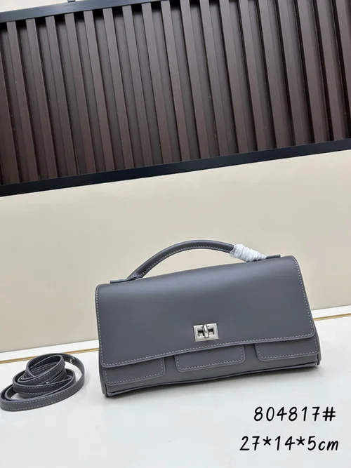 11 Balenciaga Single Shoulder Crossbody Bag Women Luxury Designer