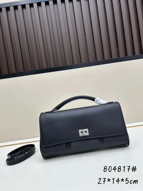 11 Balenciaga Single Shoulder Crossbody Bag Women Luxury Designer