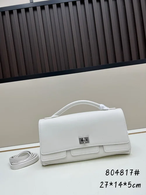 11 Balenciaga Single Shoulder Crossbody Bag Women Luxury Designer