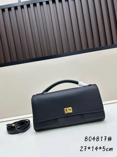 11 Balenciaga Single Shoulder Crossbody Bag Women Luxury Designer