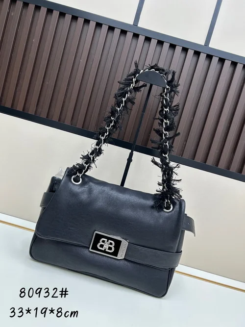 11 Balenciaga Single Shoulder Crossbody Bag Women Luxury Designer