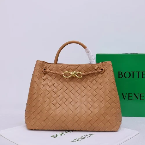 11 Bottega Veneta Andiamo Large Tote Bag Women Luxury Woven Leather