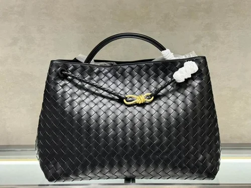 11 Bottega Veneta Andiamo Large Tote Bag Women Luxury Woven Leather