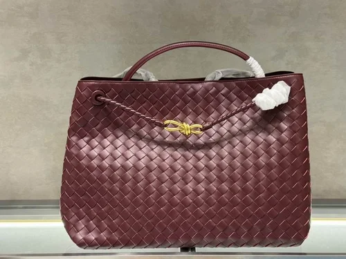 11 Bottega Veneta Andiamo Large Tote Bag Women Luxury Woven Leather