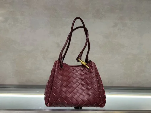 11 Bottega Veneta Andiamo Large Tote Bag Women Luxury Woven Leather