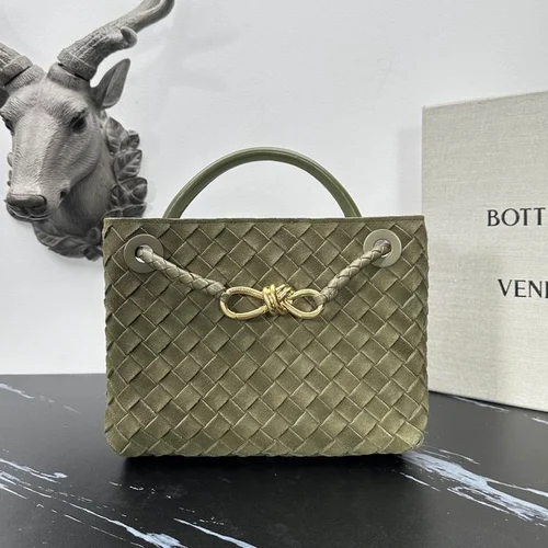 Bottega Veneta Andiamo Original Authentic Intrecciato Tote Bag