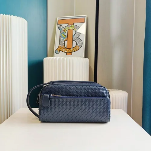 11 Bottega Veneta Women's Handbag Luxury Intrecciato Leather Designer