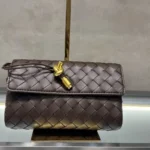 Bottega Veneta Woven Leather Handbag Women Luxury Intrecciato