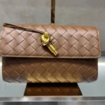 Bottega Veneta Woven Leather Handbag Women Luxury Intrecciato