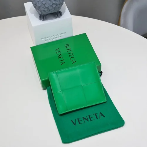 11 Bottega Veneta Women's Wallet Luxury Intrecciato Leather Designer