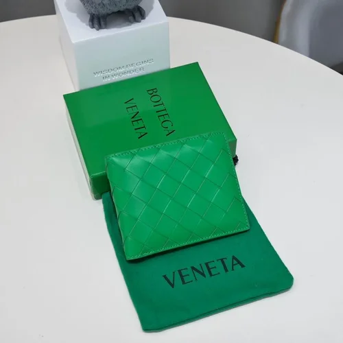 11 Bottega Veneta Women's Wallet Luxury Intrecciato Leather Designer