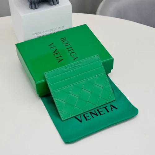 11 Bottega Veneta Women's Wallet Luxury Intrecciato Leather Designer