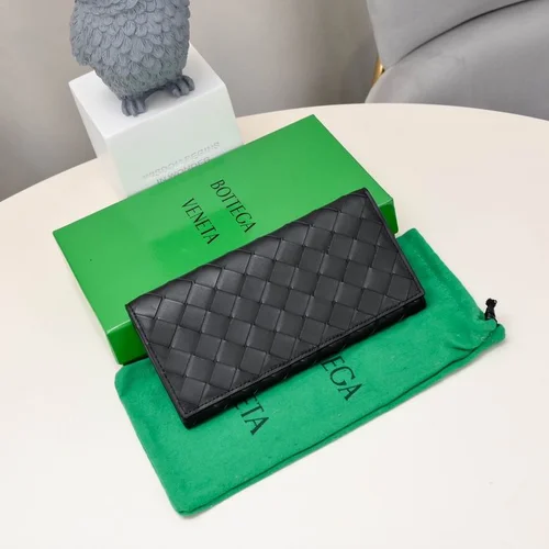 11 Bottega Veneta Women's Wallet Luxury Intrecciato Leather Designer