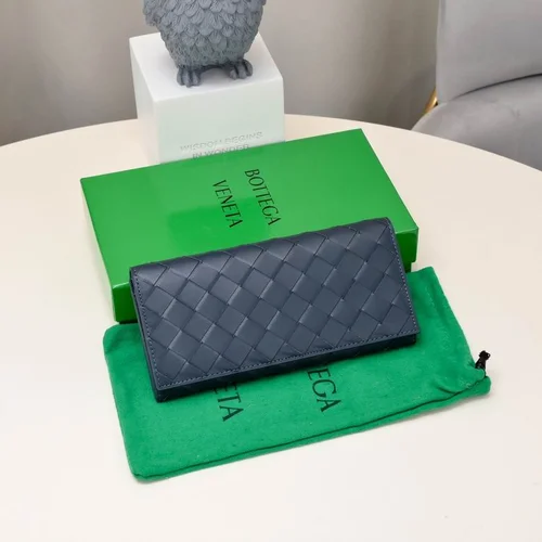 11 Bottega Veneta Women's Wallet Luxury Intrecciato Leather Designer