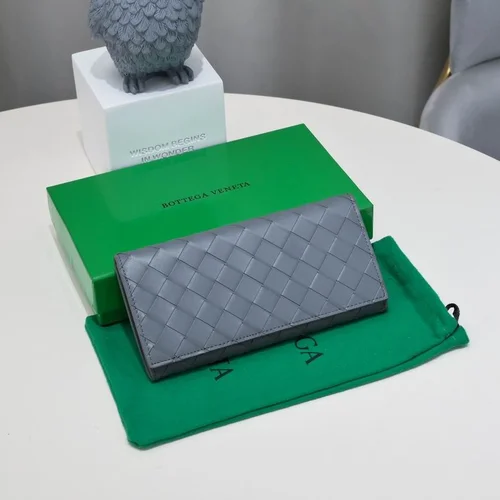 11 Bottega Veneta Women's Wallet Luxury Intrecciato Leather Designer