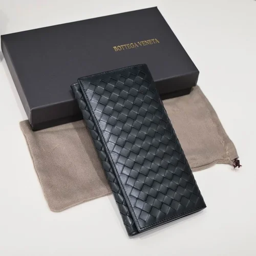 11 Bottega Veneta Women's Wallet Luxury Intrecciato Leather Designer