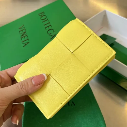 11 Bottega Veneta Women's Wallet Luxury Intrecciato Leather Designer