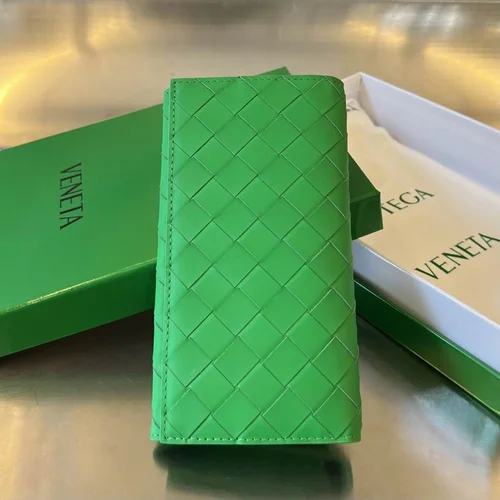 11 Bottega Veneta Women's Wallet Luxury Intrecciato Leather Designer