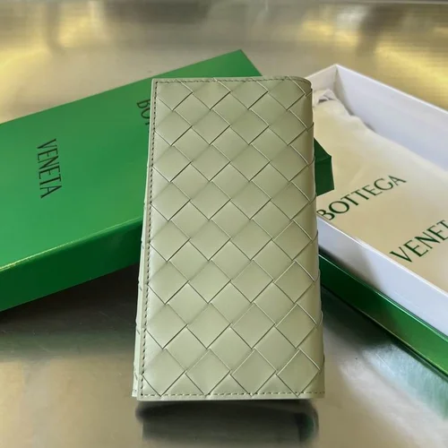11 Bottega Veneta Women's Wallet Luxury Intrecciato Leather Designer