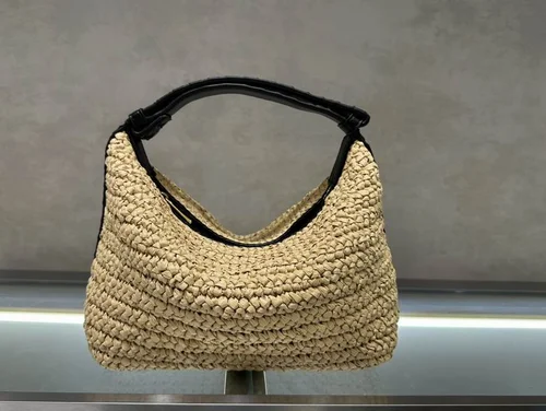 11 Bottega Veneta Lunch Box Small Top Handle Bag Women Luxury