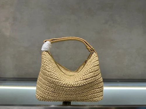 11 Bottega Veneta Lunch Box Small Top Handle Bag Women Luxury