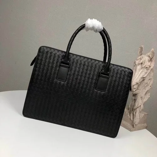 11 Bottega Veneta Men's Briefcase Luxury Leather Business Bag