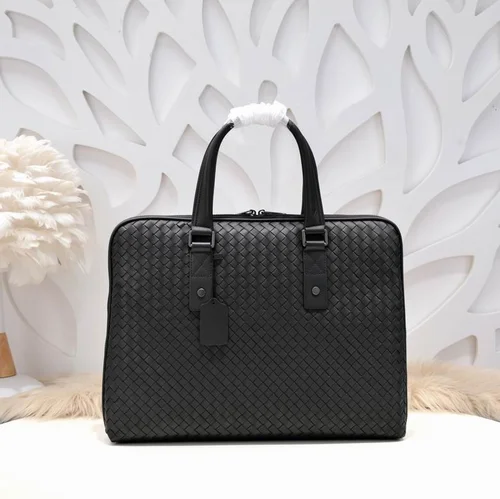 11 Bottega Veneta Men's Briefcase Luxury Leather Business Bag