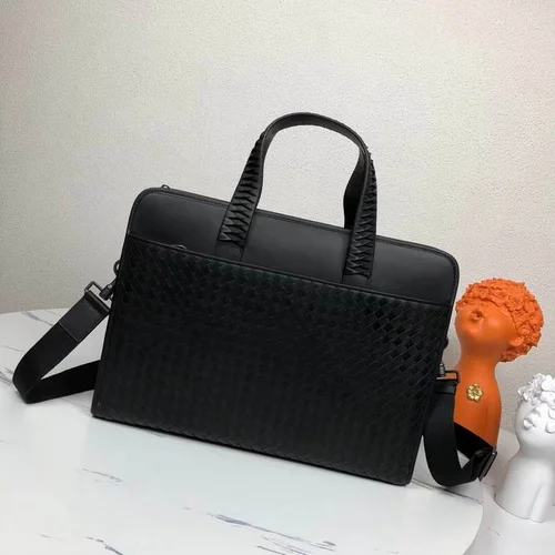 11 Bottega Veneta Men's Briefcase Luxury Leather Business Bag