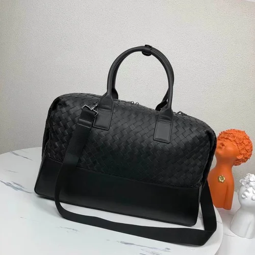 11 Bottega Veneta Men's Briefcase Luxury Leather Business Bag