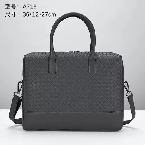 11 Bottega Veneta Men's Briefcase Luxury Leather Business Bag