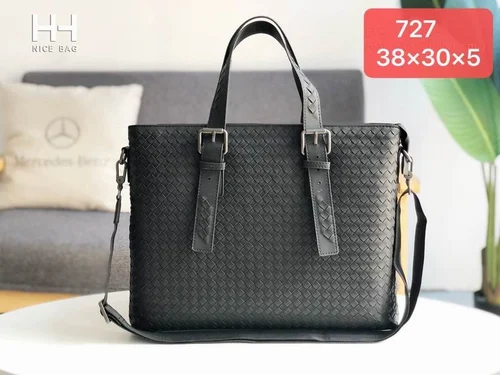 11 Bottega Veneta Men's Briefcase Luxury Leather Business Bag