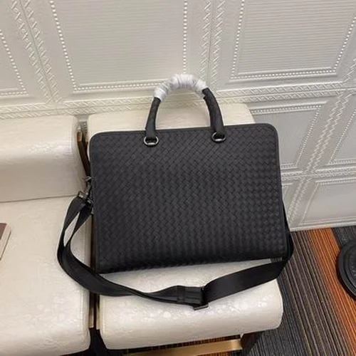 11 Bottega Veneta Men's Briefcase Luxury Leather Business Bag