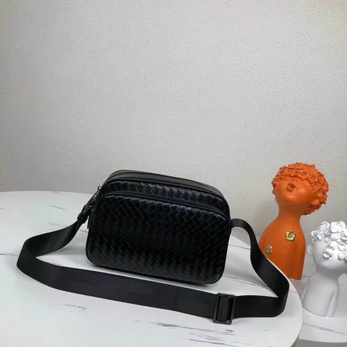 11 Bottega Veneta Men's Briefcase Luxury Leather Business Bag