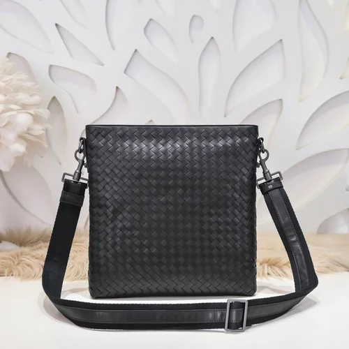 11 Bottega Veneta Men's Briefcase Luxury Leather Business Bag