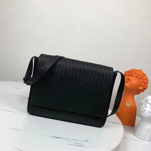 11 Bottega Veneta Men's Briefcase Luxury Leather Business Bag