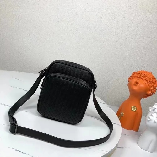 11 Bottega Veneta Men's Briefcase Luxury Leather Business Bag