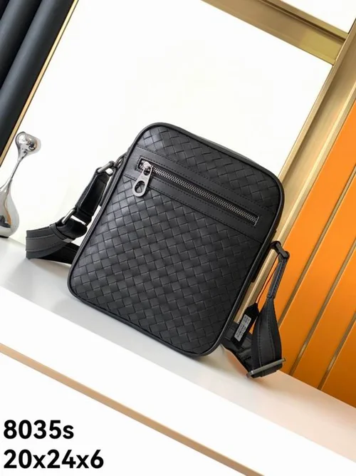 11 Bottega Veneta Men's Briefcase Luxury Leather Business Bag