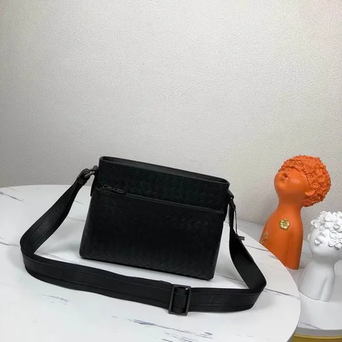 11 Bottega Veneta Men's Briefcase Luxury Leather Business Bag