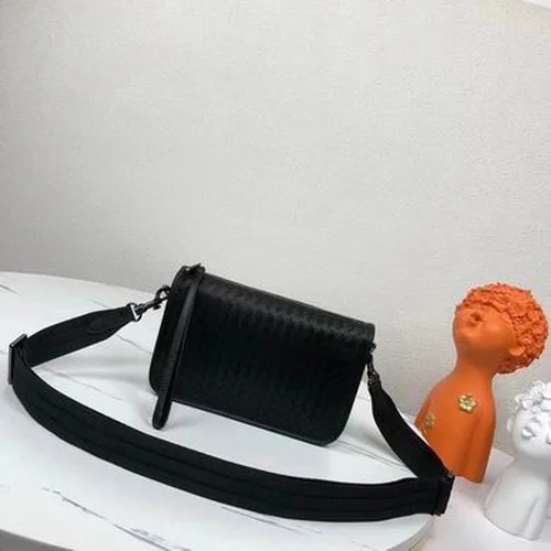 11 Bottega Veneta Men's Briefcase Luxury Leather Business Bag