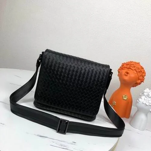 11 Bottega Veneta Men's Briefcase Luxury Leather Business Bag