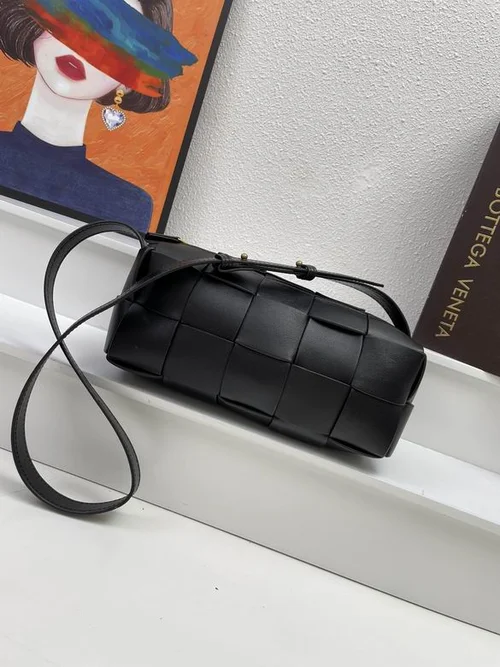 11 Bottega Veneta Men's Briefcase Luxury Leather Business Bag