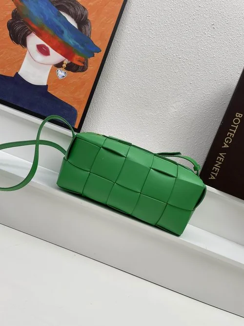 11 Bottega Veneta Men's Briefcase Luxury Leather Business Bag