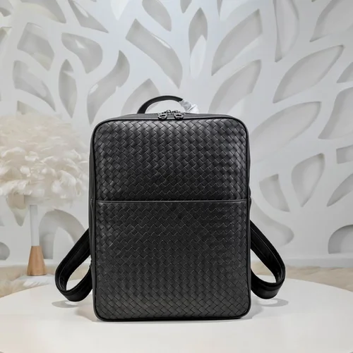 11 Bottega Veneta Men's Briefcase Luxury Leather Business Bag