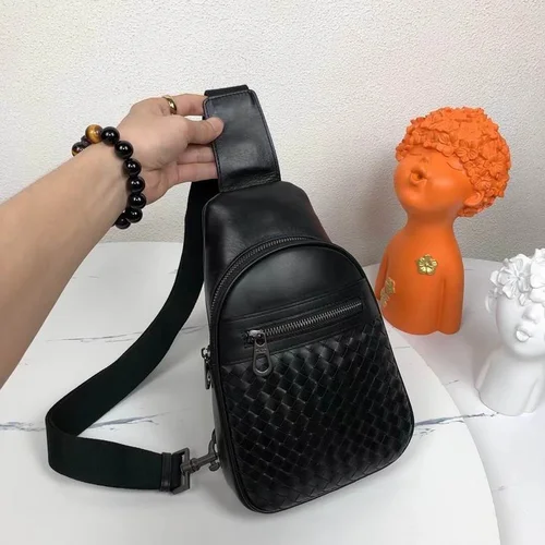 11 Bottega Veneta Men's Briefcase Luxury Leather Business Bag