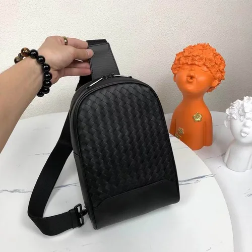 11 Bottega Veneta Men's Briefcase Luxury Leather Business Bag