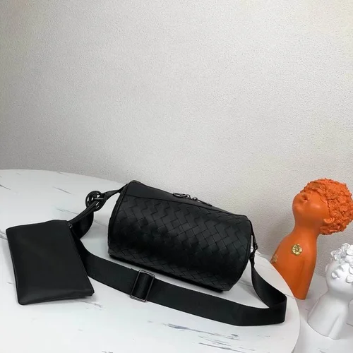 11 Bottega Veneta Men's Briefcase Luxury Leather Business Bag