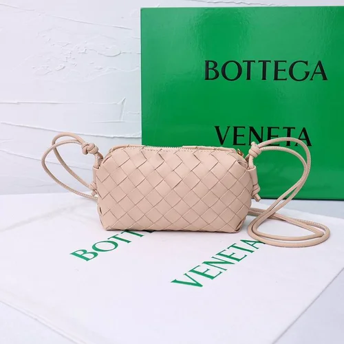 11 Bottega Veneta Cassette Crossbody Bag Intrecciato Leather Luxury